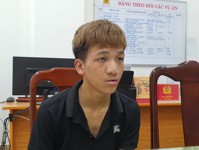 Thừa Thiên Huế: Đáng sập tụ điểm buôn bán ma túy tại khu chung cư  - Ảnh 1.