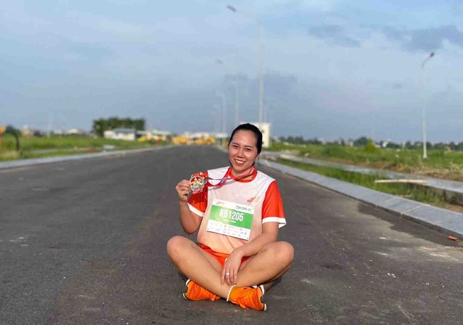 Run to Heart 2022: Tri ân lực lượng tuyến đầu chống Covid-19 - Ảnh 8.