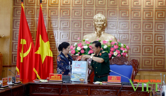 Đại tướng Đỗ Bá Tỵ nguyên Phó Chủ tịch Quốc hội thăm và làm việc tại tỉnh Lai Châu   - Ảnh 2.