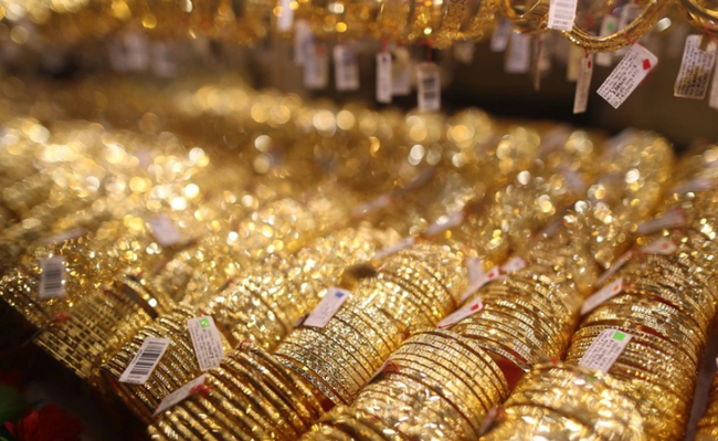 Giá vàng hôm nay quanh mức 68 triệu đồng   - Ảnh 2.
