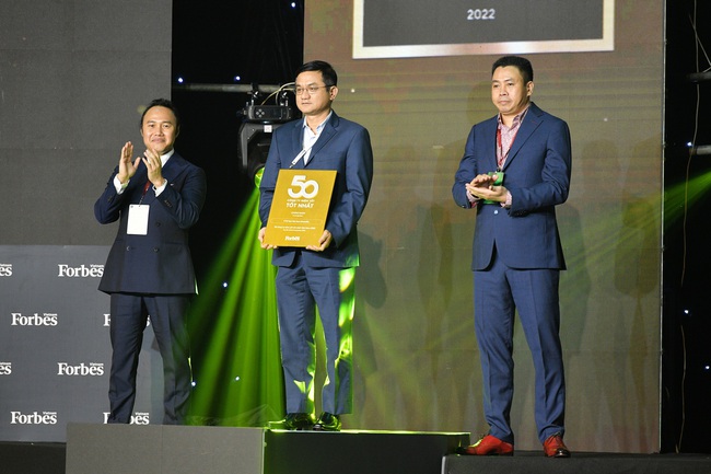 Vinamilk - Doanh nghiệp F&B duy nhất trong top 50 công ty niêm yết tốt nhất Việt Nam của Forbes 10 năm liền - Ảnh 1.