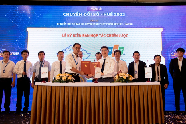 Tập đoàn FPT và Thừa Thiên Huế hợp tác thúc đẩy chuyển đối số, triển khai y tế thông minh  - Ảnh 2.