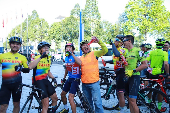 Cùng Number 1 Chanh, Dâu chinh phục 85 km chặng 3 Giải xe đạp truyền hình Bình Dương - Ảnh 4.