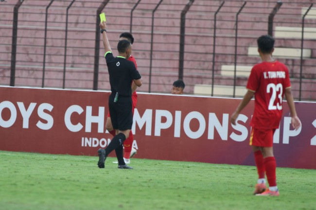 Thắng U16 Philippines 5-0, U16 Việt Nam vẫn bị mắng xối xả - Ảnh 1.