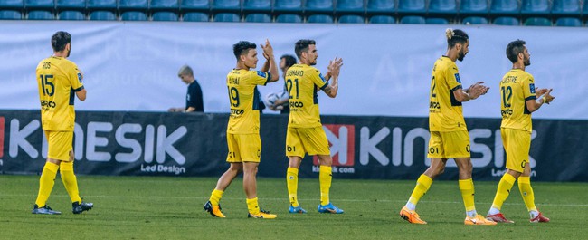Highlights Pau FC - Dijon: Điểm sáng Quang Hải! - Ảnh 1.