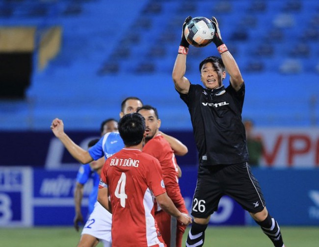 HLV Park Hang-seo nhận tin dữ về thủ môn số 1 của Viettel - Ảnh 1.