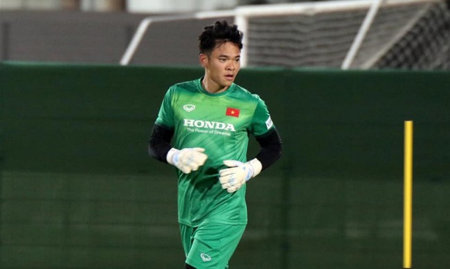 HLV Park Hang-seo nhận tin dữ về thủ môn số 1 của Viettel - Ảnh 2.