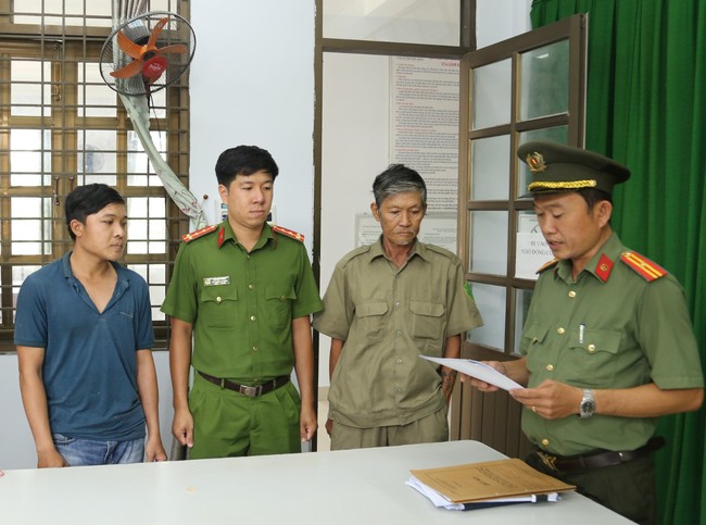 Ninh Thuận: Bắt đối tượng có 5 tiền án dùng súng bắn vào nhà dân rồi bỏ trốn - Ảnh 2.