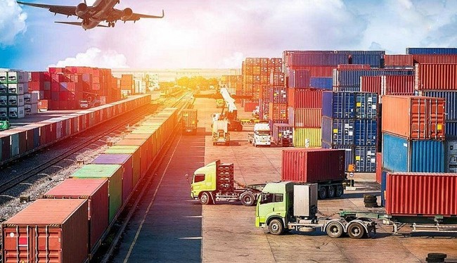 Tìm kiếm nguồn nhân lực chất lượng cao cho ngành Logistics Việt Nam - Ảnh 1.