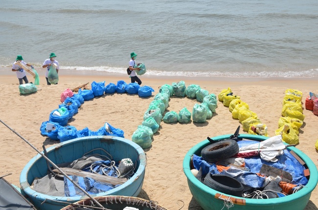 C.P. Việt Nam tham gia chiến dịch làm sạch bãi biển, góp phần giảm thiểu rác thải đại dương - Ảnh 5.