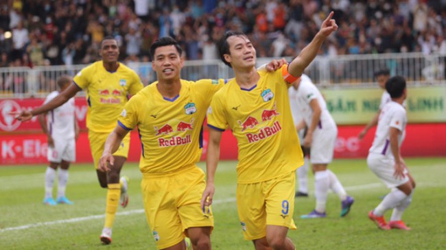 Viettel FC chi &quot;bộn tiền&quot;, chiêu mộ 3 ngôi sao từ HAGL? - Ảnh 1.