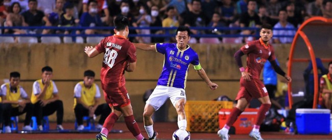 Vì sao V.League càng hấp dẫn, HLV Park Hang-seo càng bất an? - Ảnh 1.