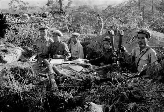 Trận oanh tạc khủng khiếp của Không quân Việt Nam trên đất Lào - Ảnh 11.