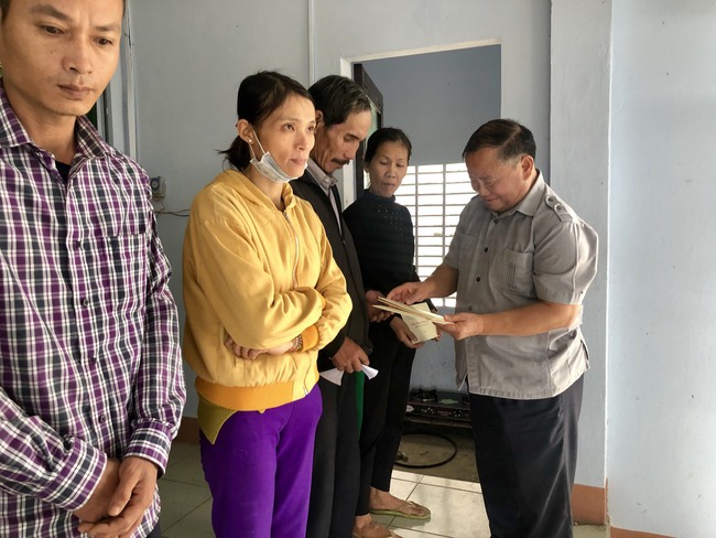 Hội Nông dân Việt Nam thăm, tặng quà Tết cho hội viên nông dân tại Thừa Thiên Huế  - Ảnh 2.