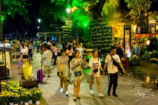 Festival Nghề truyền thống Huế 2023: Phát huy vị thế thành phố festival đặc trưng của Việt Nam - Ảnh 4.