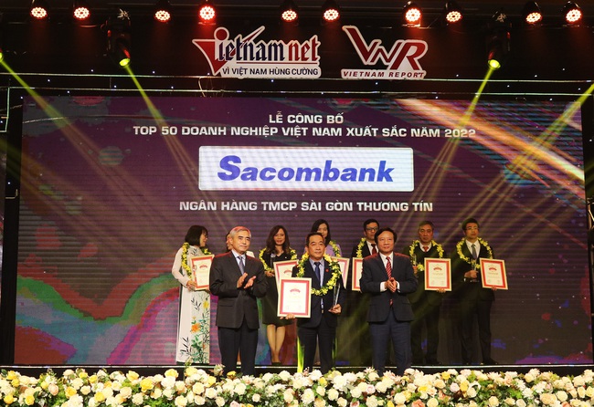 Sacombank nhận 2 giải thưởng về thương hiệu - Ảnh 2.