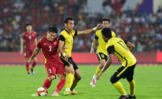 Vì sao ĐT Việt Nam đi ngược lại xu hướng ở AFF Cup 2022? - Ảnh 2.