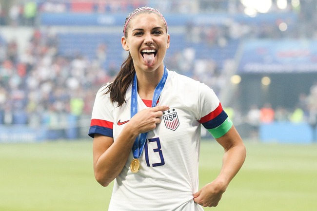 Hoa khôi bóng đá Alex Morgan – Lá thư năm xưa và giấc mơ của cầu thủ nữ xuất sắc nhất giới - Ảnh 2.