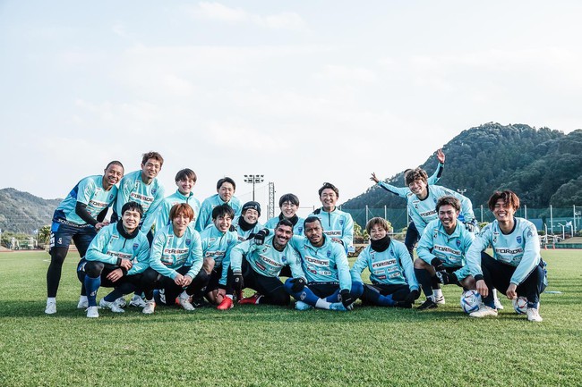 Công Phượng nhận lời khen từ HLV Yokohama FC - Ảnh 2.