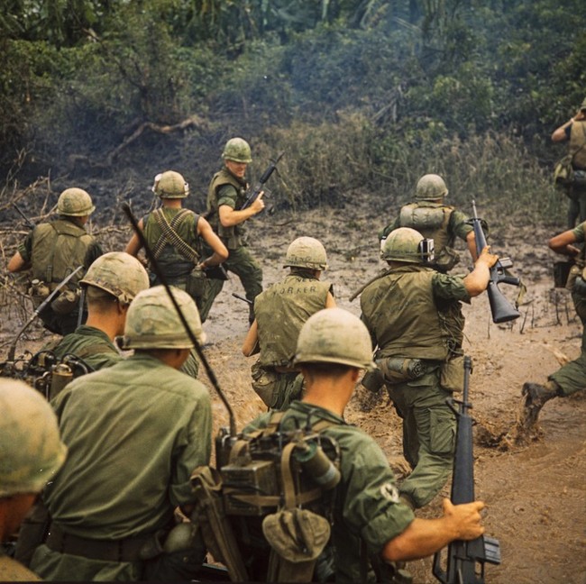 Lính Mỹ khẳng định chiến trường Việt Nam đáng sợ hơn Thế chiến 2 - Ảnh 2.