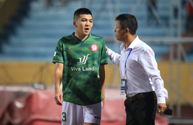 Cựu tuyển thủ U23 Việt Nam rời CLB TP.HCM, khoác áo Hải Phòng - Ảnh 1.