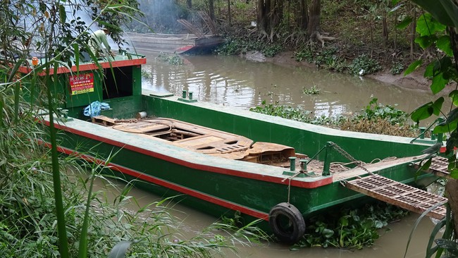 Ngày thứ 9 cứu hộ bé trai lọt vào trụ bê tông 35m ở Đồng Tháp: Nhiều thiết bị mới đưa đến hiện trường  - Ảnh 2.