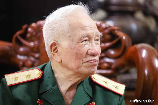 Chủ tịch Hà Nội ban hành quyết định tặng thưởng danh hiệu Công dân Thủ đô ưu tú năm 2023 - Ảnh 1.