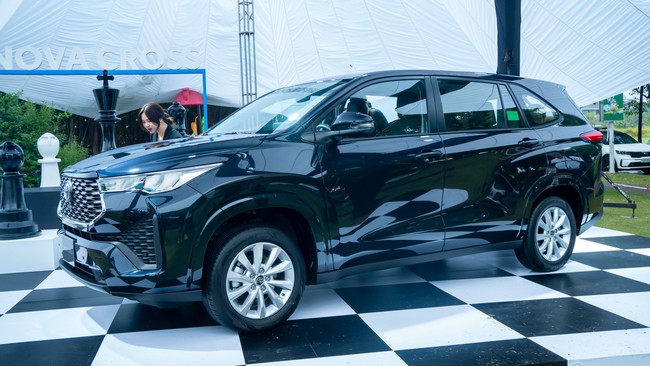 Giá xe Toyota Innova Cross lăn bánh tháng 1/2024: Giảm giá để kéo khách- Ảnh 3.