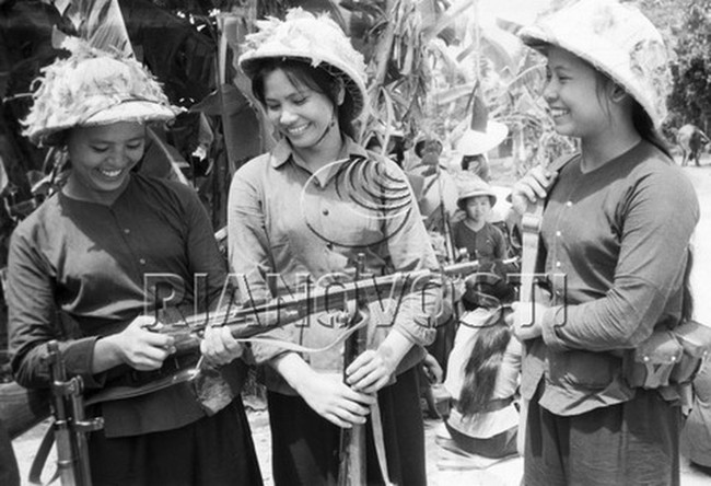 Miền Bắc Việt Nam thời chiến qua ống kính phóng viên Liên Xô - Ảnh 6.