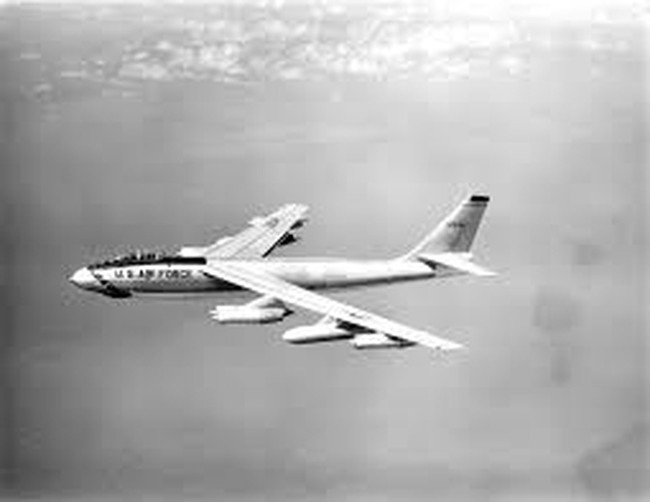 Chấn động vụ thất lạc bom hạt nhân khi 2 máy bay “va nhau” năm 1958 - Ảnh 7.