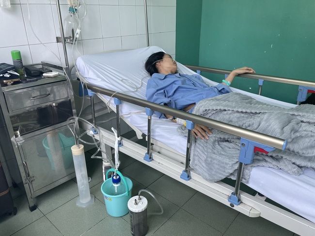 Cô gái còn 1/3 lá phổi, bỏ phố về Đà Lạt xây nhà gỗ và khu vườn &quot;chữa lành&quot; - Ảnh 2.