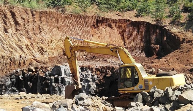 TT-Huế: 35 triệu m3 đá phát sinh tại 3 khu vực mỏ đất được đưa vào quy hoạch khai thác  - Ảnh 1.