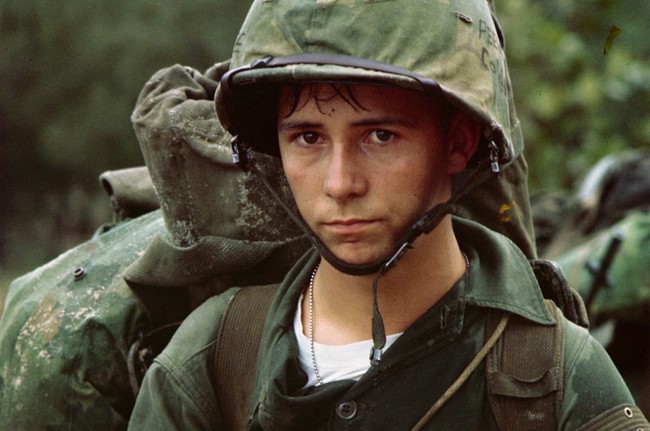 Chùm ảnh nổi tiếng nhất về lính Mỹ trong chiến tranh Việt Nam - Ảnh 9.