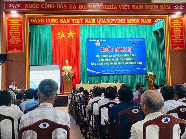 440 hội viên nông dân ở Thừa Thiên Huế tham gia đối thoại chính sách bảo hiểm xã hội  - Ảnh 1.