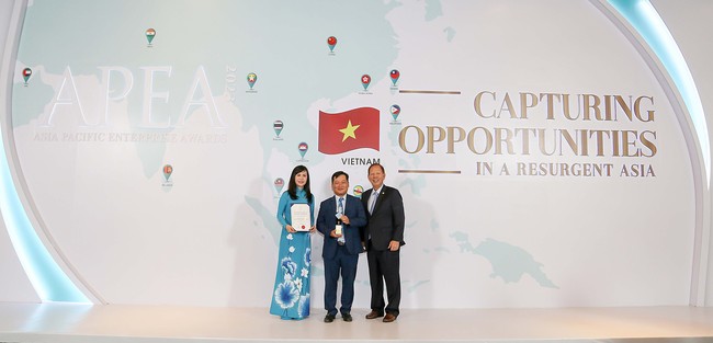 Vietbank nhận giải thưởng doanh nghiệp xuất sắc châu Á 2023 - Ảnh 3.