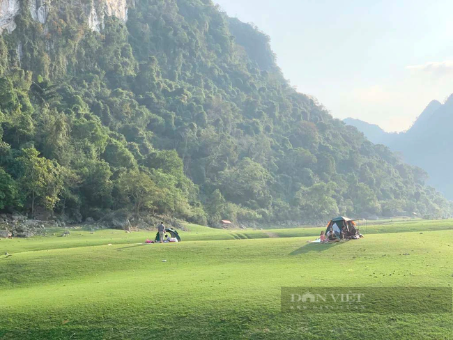 Cách Hà Nội 2 tiếng di chuyển, có một thảo nguyên rộng lớn, du khách đến là mê, chẳng muốn về! - Ảnh 11.