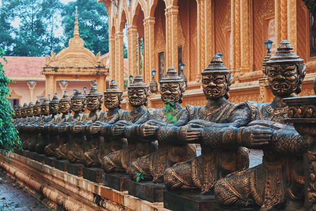Hấp dẫn khi đến "xứ sở của các loại trái cây" và kiến trúc chùa cổ với chạm trổ tinh xảo - Ảnh 4. Hấp dẫn khi đến "xứ sở của các loại trái cây" và kiến trúc chùa cổ với chạm trổ tinh xảo - Ảnh 4.