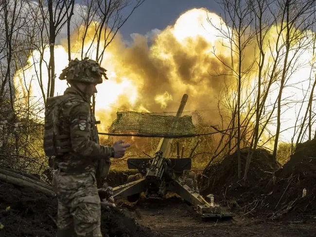 Nga thất bại để chọc thủng phòng tuyến của Ukraine ở Avdiivka, giao tranh đẫm máu tiếp diễn - Ảnh 1.