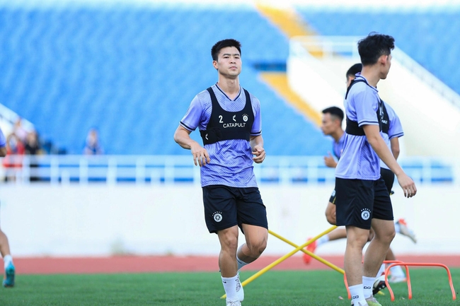 V.League trở lại, Hà Nội FC đón tin vui từ trung vệ Đỗ Duy Mạnh - Ảnh 1.