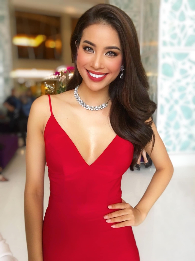 Cuộc sống đáng ngưỡng mộ của một Hoa hậu Việt tại Mỹ có loạt nhẫn kim cương &quot;khủng&quot; đủ sắc màu - Ảnh 11.