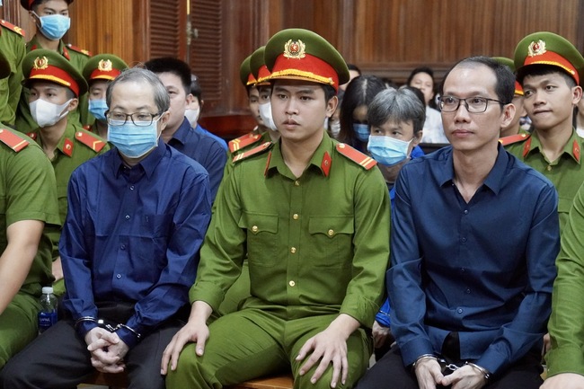 Cựu Giám đốc BV Thủ Đức tham ô hơn 100 tỷ: Bị cáo Nguyễn Minh Quân nhận tội - Ảnh 2.
