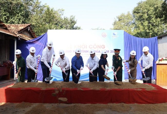 Trưởng ban Tuyên giáo Trung ương dự Lễ khởi công xây dựng 3 nhà tình nghĩa tại Tây Ninh - Ảnh 3.