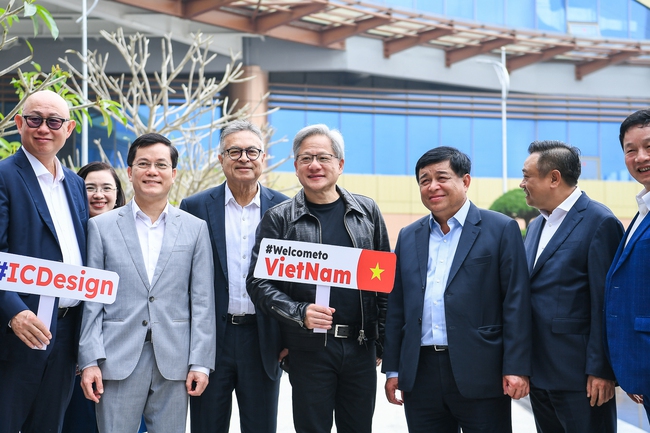 Chủ tịch Nvidia hé lộ loạt đối tác “khủng” và mong biến Việt Nam là quê hương thứ 2 của Nvidia - Ảnh 2.