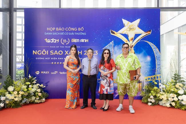 Hoa hậu Tiểu Vy, Trương Quỳnh Anh xuất hiện lộng lẫy tại buổi công bố giải thưởng Ngôi Sao Xanh 2023 - Ảnh 5.