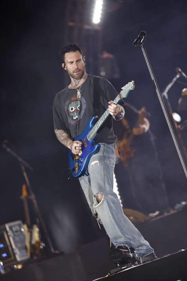 Maroon 5 và dàn sao Việt mang tới “cơn địa chấn” cảm xúc trong đêm 8Wonder Winter Festival - Ảnh 3.