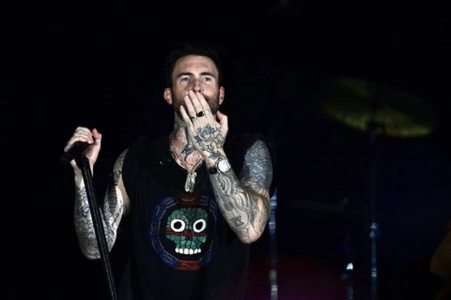 Maroon 5 và dàn sao Việt mang tới “cơn địa chấn” cảm xúc trong đêm 8Wonder Winter Festival - Ảnh 8.