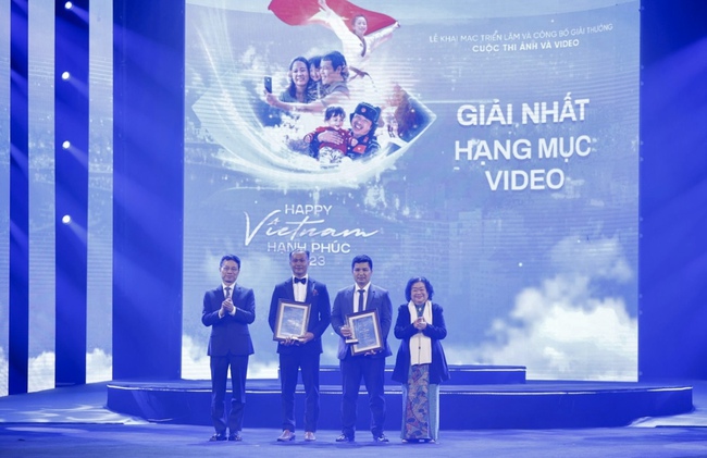 28 tác phẩm được trao giải thưởng tại Cuộc thi ảnh và video &quot;Việt Nam hạnh phúc&quot; - Ảnh 2.