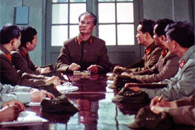 Cuộc đời đạo diễn Long Vân - đạo diễn của những bộ phim Cách mạng đầy huyền thoại - Ảnh 3.