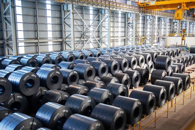 Hòa Phát (HPG) cung cấp ra thị trường 709.000 tấn thép trong tháng 11 - Ảnh 2.