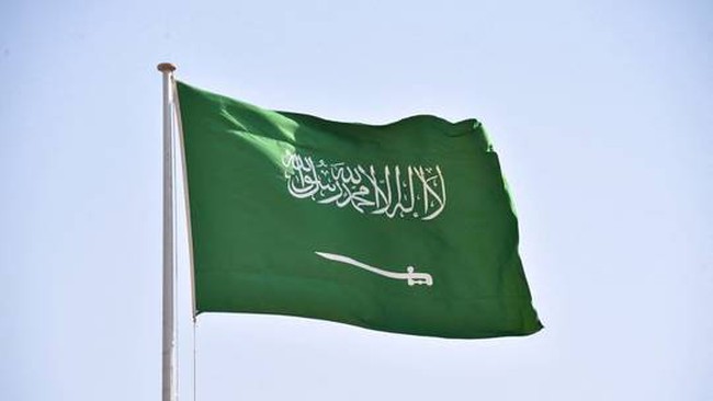 Hoàng tử Saudi Arabia qua đời trong vụ tai nạn máy bay - Ảnh 1.